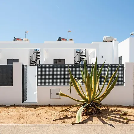 Casa Navio - Playa A 5 Min Y Piscina Privada